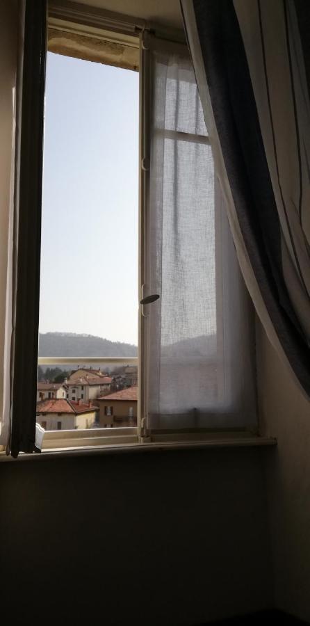 Отель Residenza Santa Valeria Caglio Экстерьер фото
